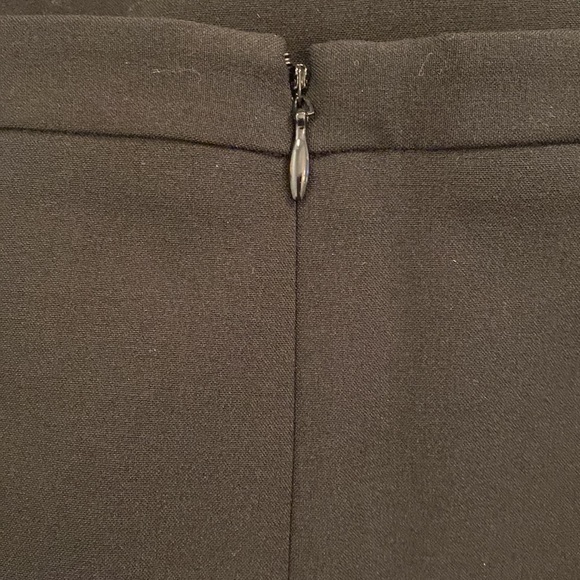 SEXYFringe Mini Skirt BCBG Size 10 - Picture 4 of 4